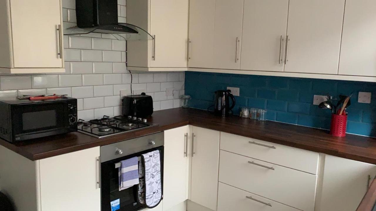 ליברפול Anfield House 2 Bedroom 2 Mins From Anfield Stadium Sleeps 7 מראה חיצוני תמונה