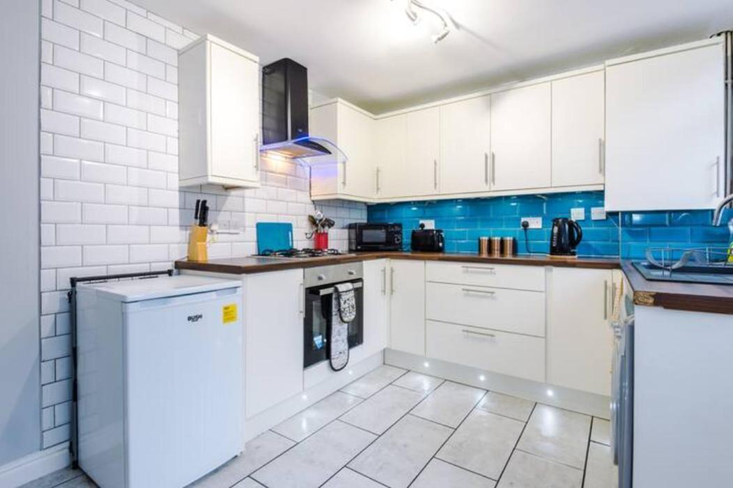 ליברפול Anfield House 2 Bedroom 2 Mins From Anfield Stadium Sleeps 7 מראה חיצוני תמונה